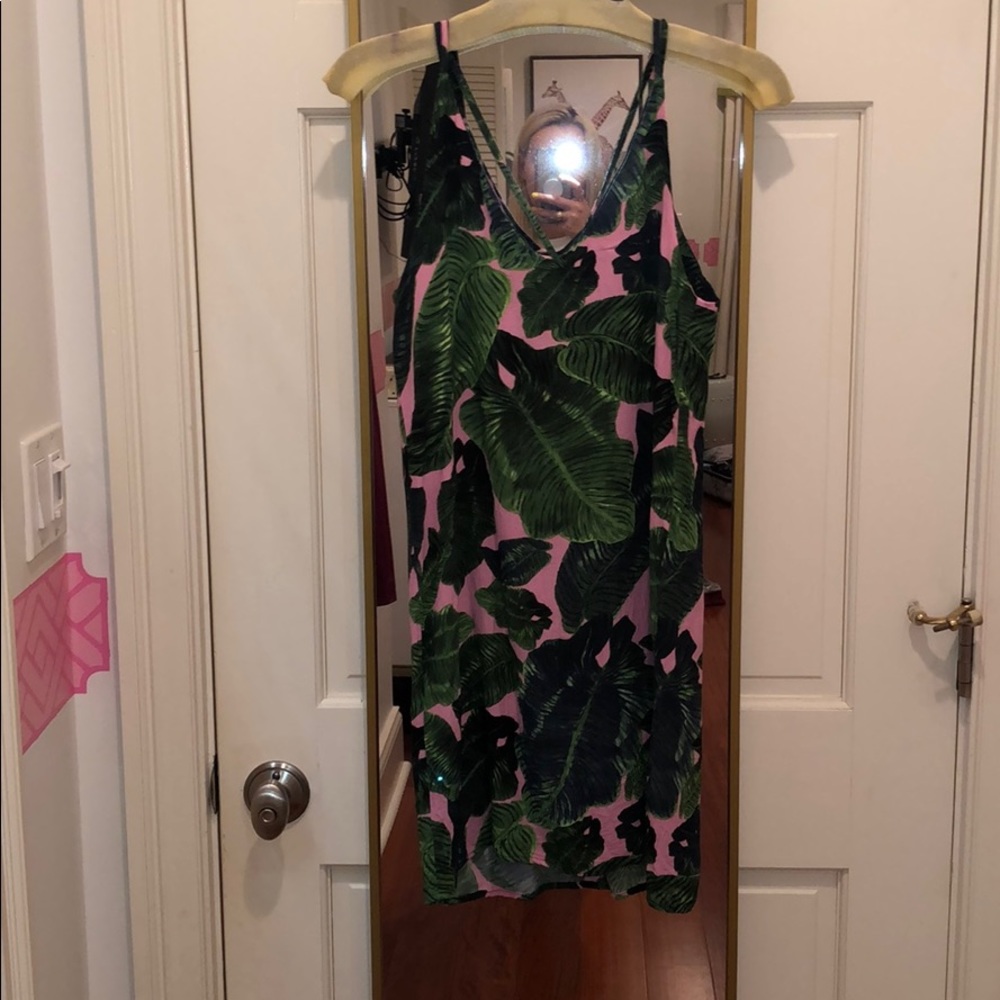 Leaf print dress